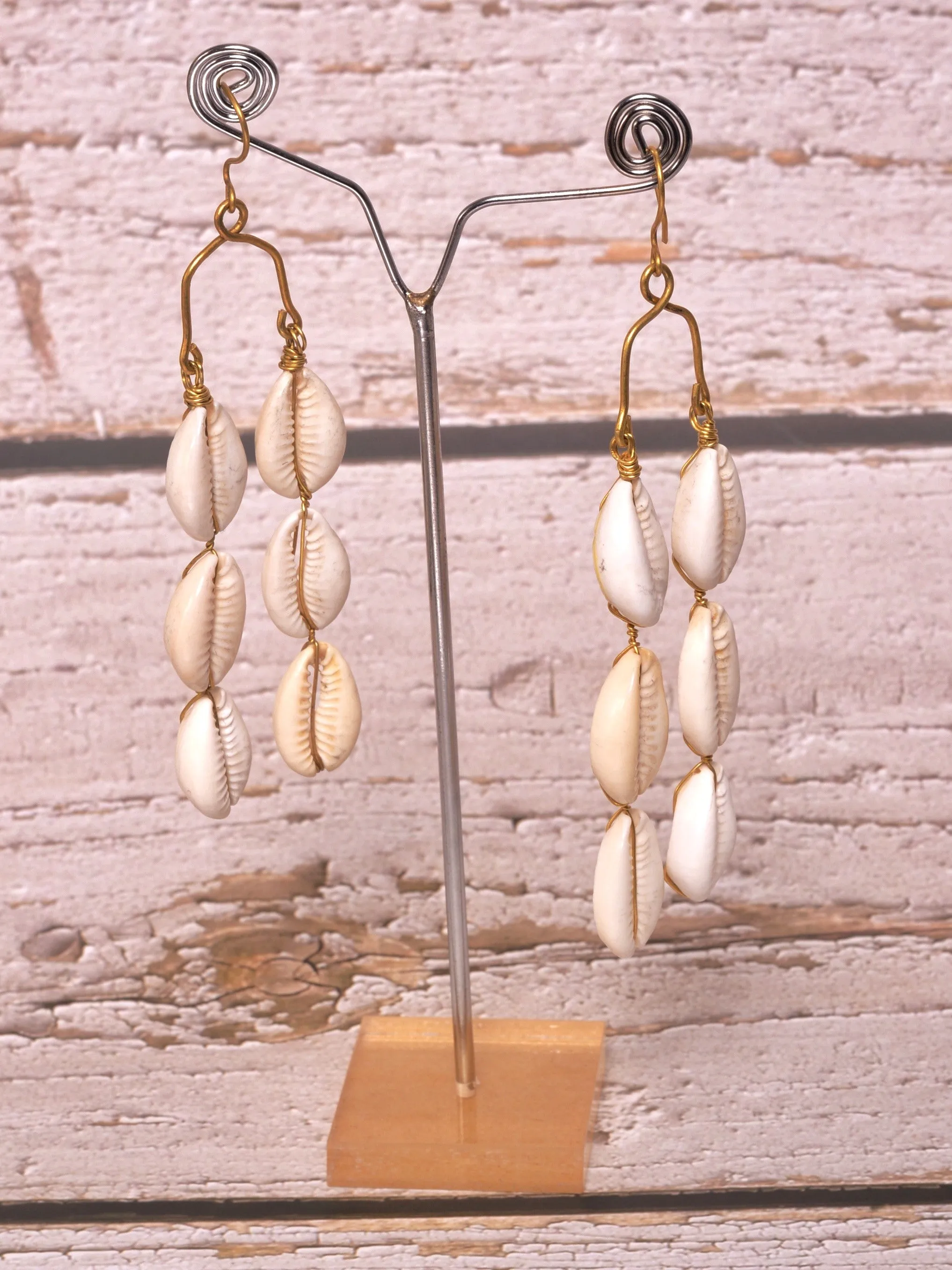 Ishaanvi Contemporary Dokra Earrings