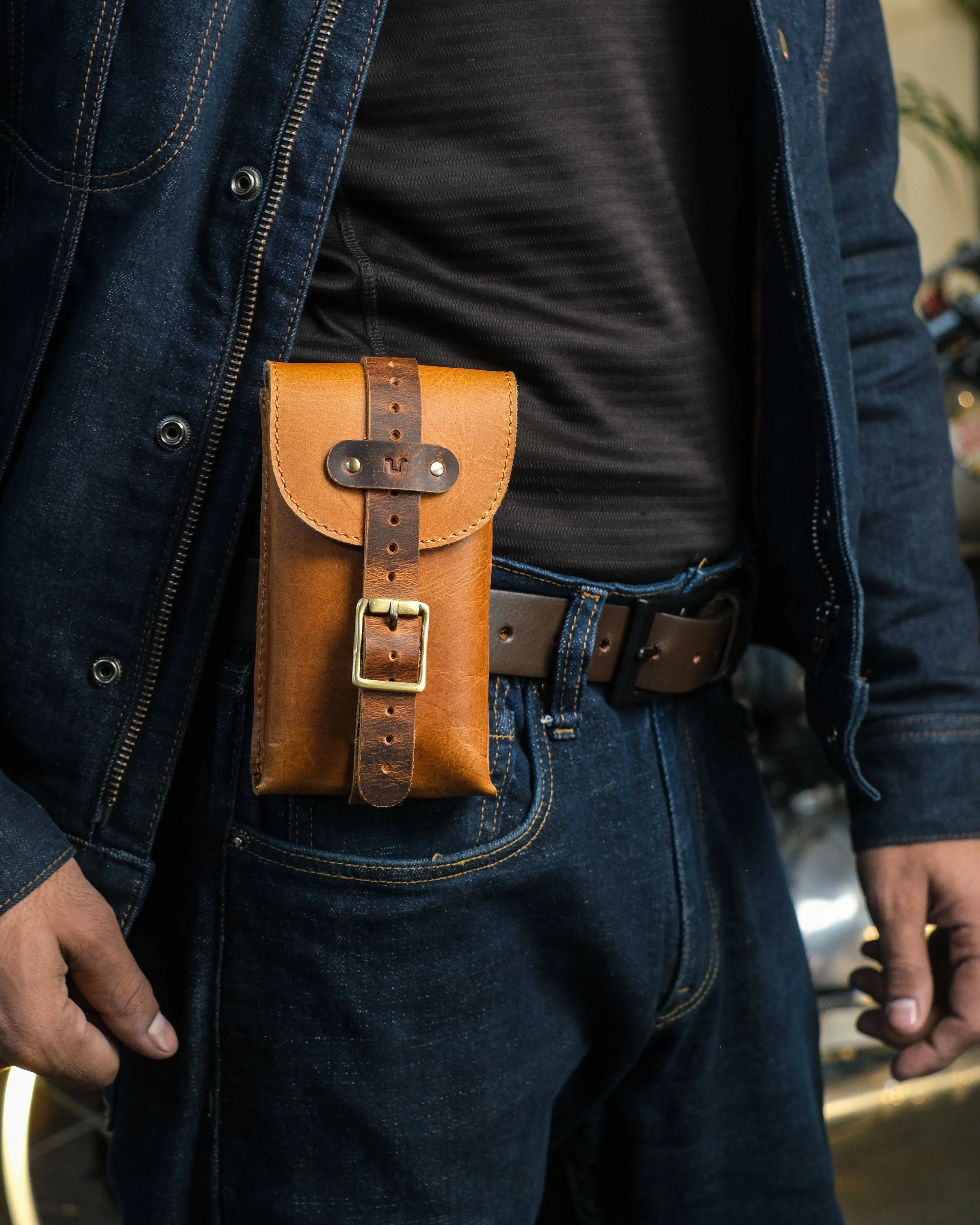 moto exclusive utility pouch