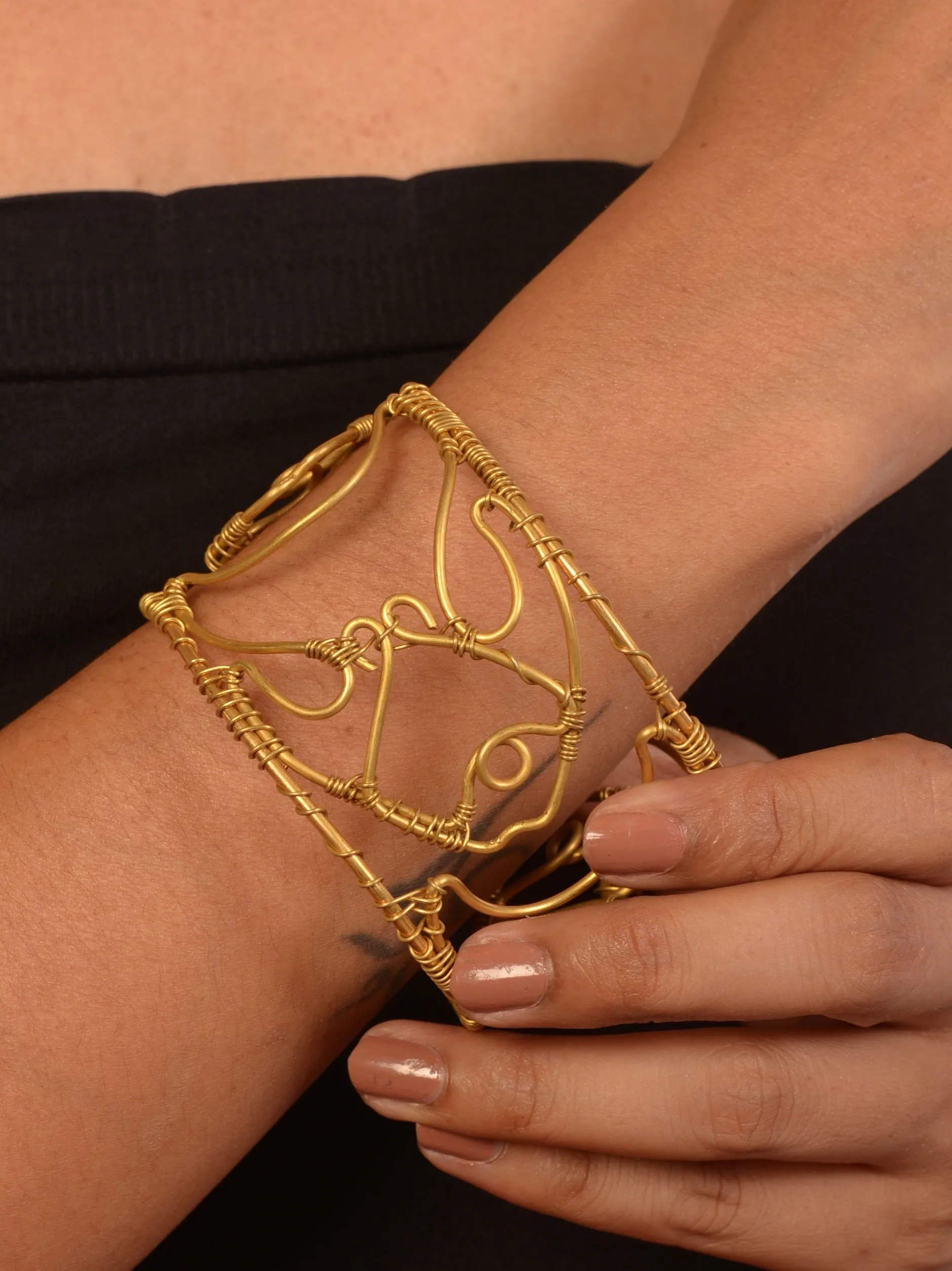 Rahi Contemporary Dokra Bracelet