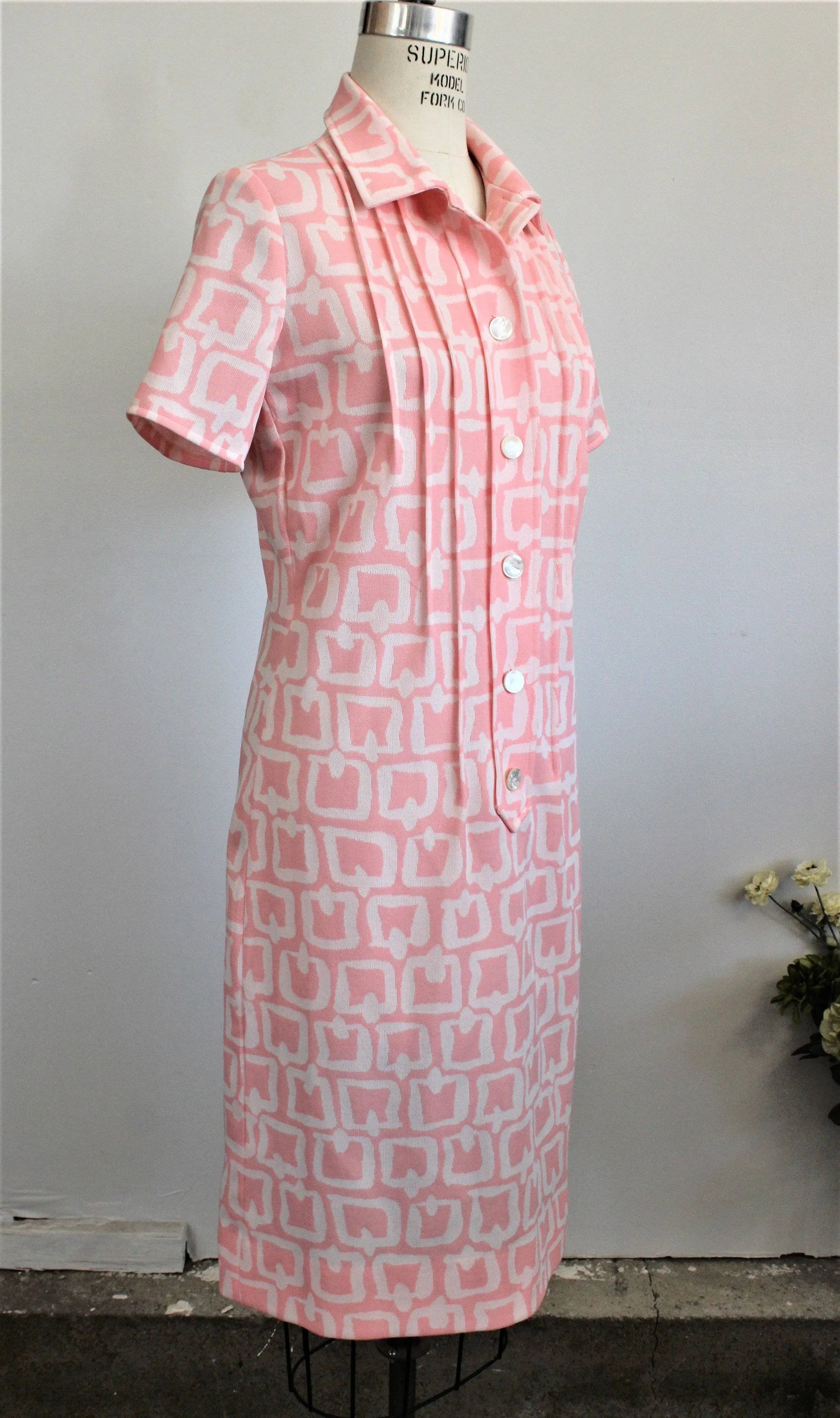 Vintage 1960s Pink And White Knit Mod Dress